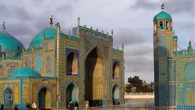 馬扎里沙里夫清真寺。（圖／翻攝自世界朝聖指南網站）