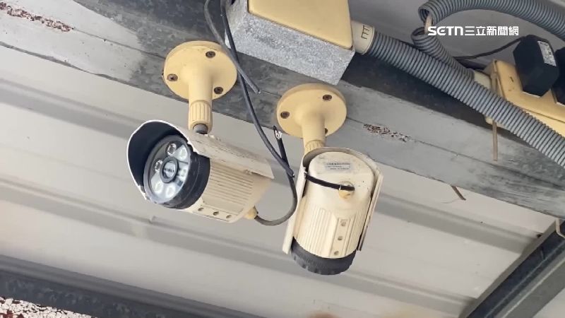 許姓嫌犯將附近監視器剪斷