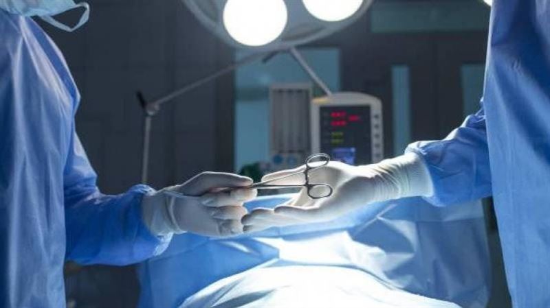 陸10歲男童腹痛就醫！6器官遭切除 母崩潰