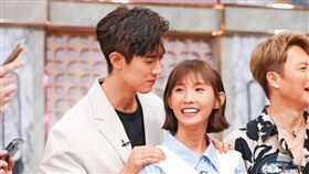 遭粿粿羞辱成媽寶男！范姜握裸體相擁鐵證