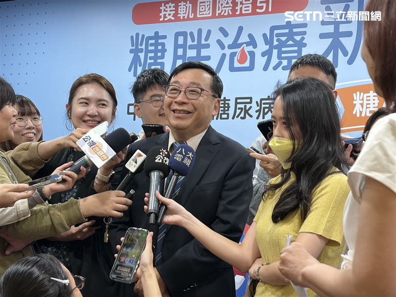 楊偉勛醫師指出，糖胖症不僅會提升全因性死亡風險逾2倍，因心血管疾病導致的死亡風險也增加近1.8倍。（圖／記者簡浩正攝影）