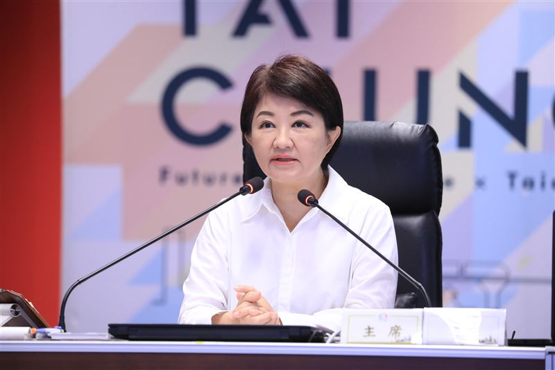 盧秀燕今（4）天則稱，市府會持續檢討、即時調整策略，務求「及時拆彈、化解危機」，讓病毒無法外流，守護台中與全國畜產安全。（圖／翻攝自台中市政府）