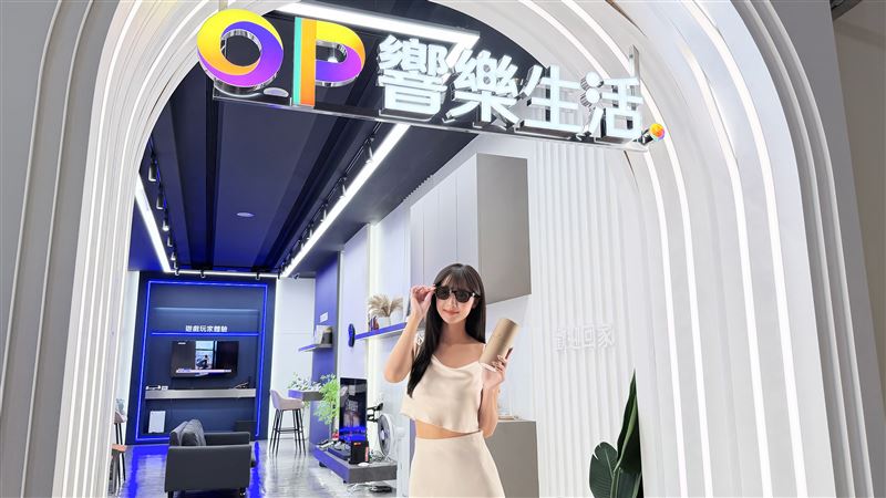 可前往體驗門市感受VIVE Eagle魅力，並就近至全台myfone門市及精品眼鏡通路門市選購。（圖／宏達電提供）