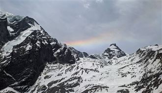 雅魯日峰。（圖／翻攝自X平台 @DDNewslive）