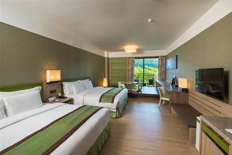 福隆店推出萬元住房專案，雙人入住精緻和洋客房三天兩夜，另贈萬元折扣券組。（圖／飯店旅宿業者提供）