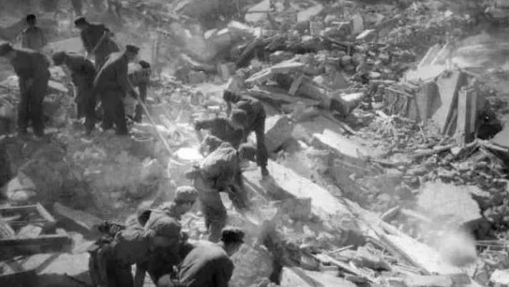 1976年為何被中國稱最詭異的一年？真相曝