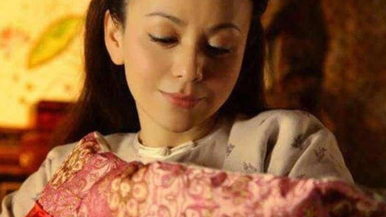 古代皇后若生雙胞胎，誰才是嫡長子？