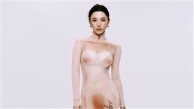 Haezee黃瑋昕《UNLOCKED》。（圖／索尼音樂提供）