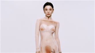 Haezee黃瑋昕《UNLOCKED》。（圖／索尼音樂提供）