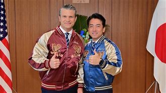 小泉進次郎與美防長赫格塞斯會面。（圖／翻攝自X平台 @shinjirokoiz）