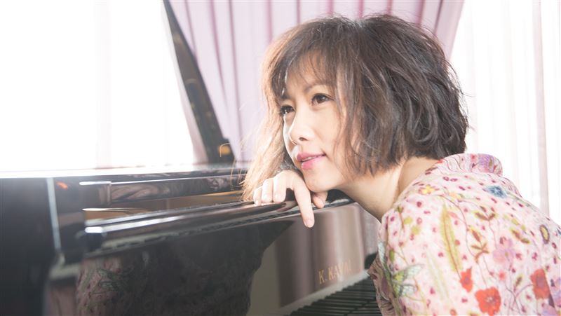 坣娜死訊強碰音樂會　好友阮丹青獻唱緬懷