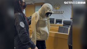 ▲柬埔寨太子集團在台設立天旭國際科技，人資主管辜淑雯到案，移送北檢複訊。（圖／記者楊佩琪攝）