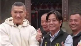 館長上傳和賴氏宗親秘書長賴瀚鍾合照被抓包是P圖。（圖／翻攝自飆捍臉書）