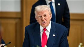 川普，習近平，川習會，南韓金海國際機場會晤。（圖／翻攝自白宮官網）