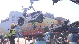 拖吊2.9KM遭收費3萬4　婦爆壯漢逼付錢