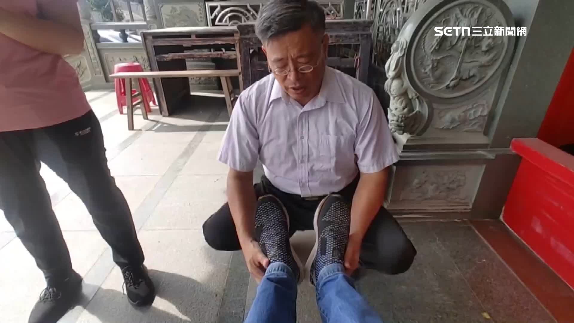 吳先生兩年前開始巡迴之旅