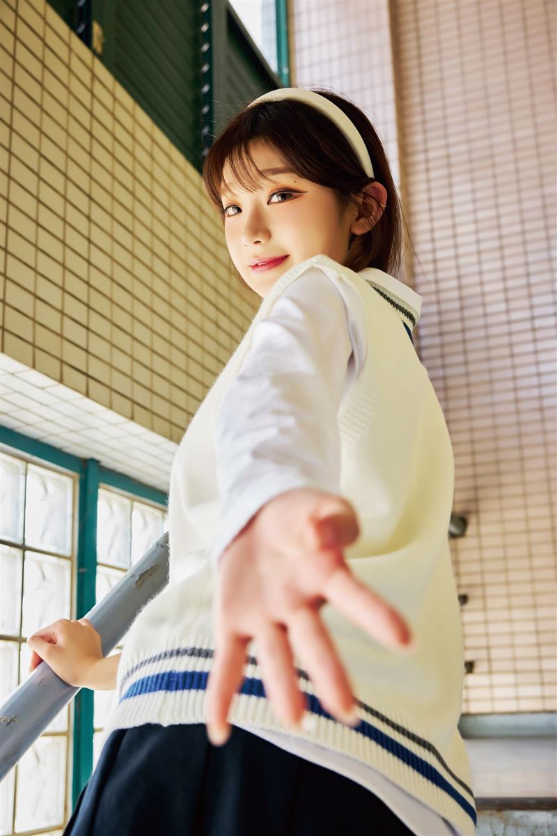 千呼萬喚「啦啦隊女神」李珠珢首本寫真終於發行（圖／尖端出版提供）