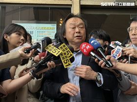 民進黨立委王世堅出席中常會前受訪（圖／記者劉秀敏攝影）