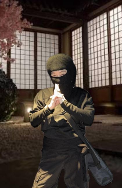 這位神秘黑衣人是媽媽比莉。（圖／翻攝自比莉IG）