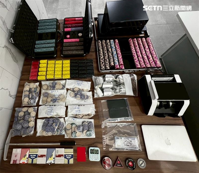 警方搗破德州撲克賭場，一舉逮捕鍾男、楊男等10人。（圖／翻攝畫面）