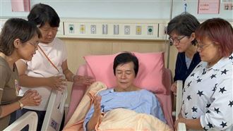 洪榮宏因攝護腺問題動手術住院。（圖／翻攝自洪榮宏臉書）
