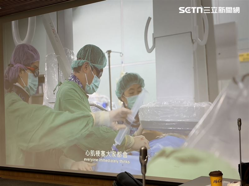 〈只有兒科才有的風景〉，闡述兒科醫療價值。（圖／記者簡浩正攝影）