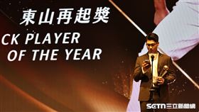 中職36年頒獎典禮，中信兄弟投手李振昌獲得東山再起獎。（圖／記者劉彥池攝影）