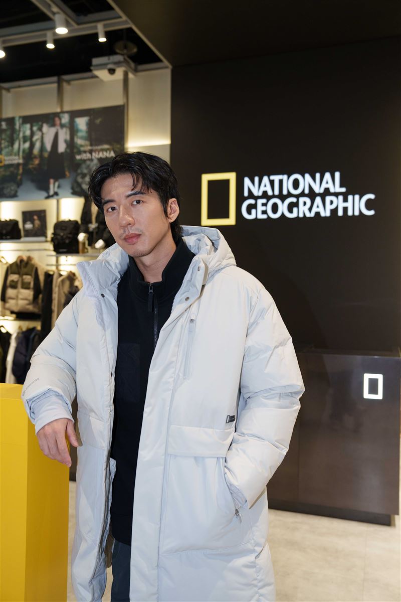 傅孟柏演繹國家地理服飾最新ALTAS羽絨外套。（圖／品牌業者提供）