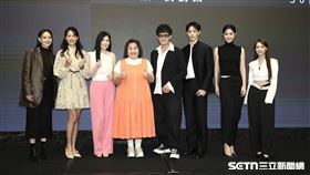 三立電視舉辦「2025內容創新發布會」，藝人包括隋棠、陳隨意、美食YouTuber 千千；姚以緹、柯叔元、曹佑寧、任容萱、禾羽；鍾欣凌、黃嘉千、劉香慈等都親臨發表會現場。（圖／記者鄭孟晃攝影）