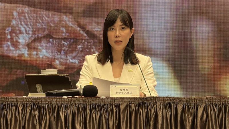 藍白推反年改　政院：成現職提前離退誘因