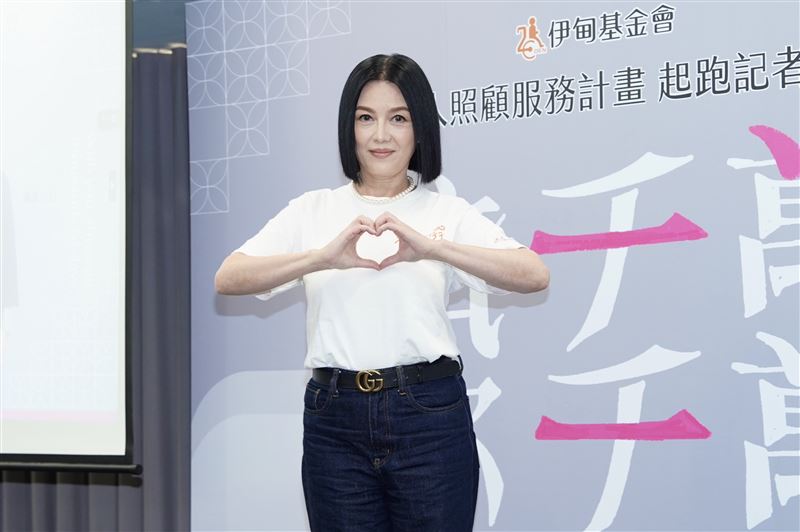 苗可麗今年3月喪母，如今又有高齡85歲的失智父需要照顧。（圖／記者趙于瑩攝影）