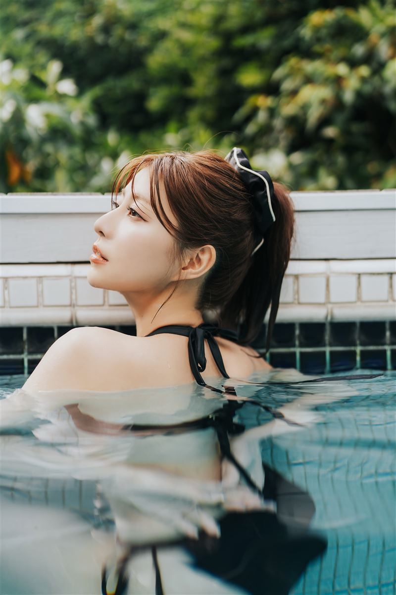 阿部瑪利亞推出寫真（圖／時報出版提供）