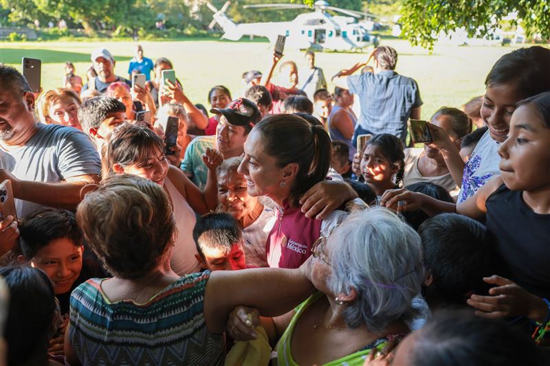 ​​薛恩鮑姆堅持走進人群，貼近人民。（圖／翻攝自X平台 @Claudiashein）