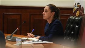 墨西哥首位女總統​​薛恩鮑姆（Claudia Sheinbaum）對日前公然猥褻他的男子，正式提出告訴。（圖／翻攝自X平台 @Claudiashein）