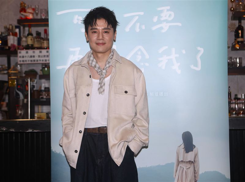 邱志宇飾演思念亡妻的男子仲南（圖／公視提供）