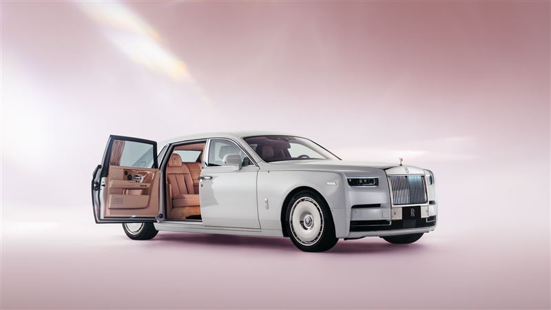 每一輛勞斯萊斯Phantom都是訂製的奢華行宮。（圖／翻攝Rolls-Royce網站）