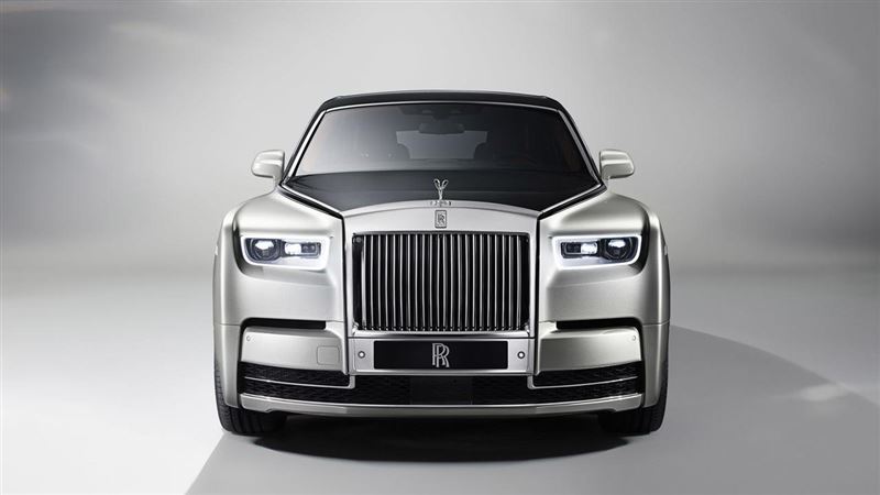 45億黑金帝國 詐團車庫藏「陸上皇宮」