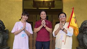 劉尚謙（中）揭窮神身世（圖／東森提供）