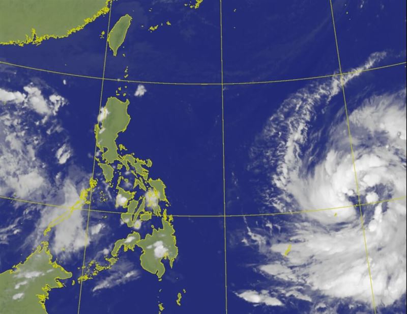 颱風鳳凰未來恐變強颱，不可小覷。（圖／翻攝自氣象署網頁cwb.gov.tw）