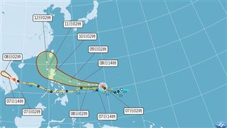 鳳凰颱風來襲，氣象署最新觀測路徑。（圖／中央氣象署）