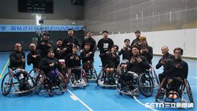 服飾品牌《Monarch》贊助台灣輪椅籃球隊全套球衣球褲。（圖／記者蔡厚瑄攝影）