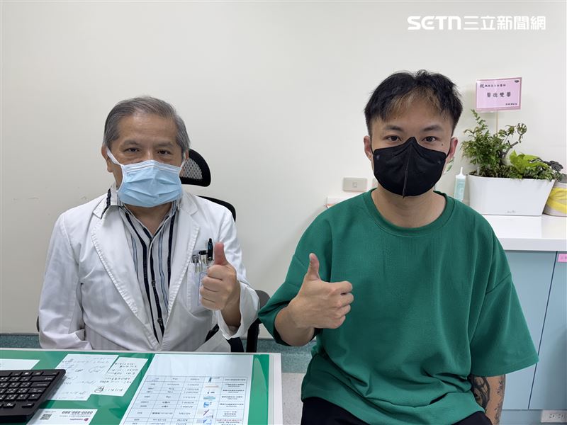 張先生從國中青春期開始,發現胸部異常隆起,一度有B罩杯。(圖/烏日林新醫院提供)