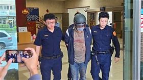 陳男被依殺人及傷害罪移送。（圖／記者莊淇鈞攝影）