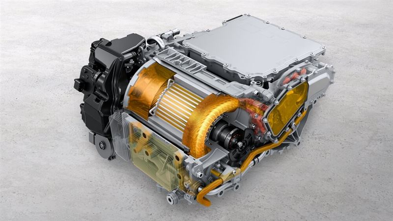 保時捷的液冷技術能讓冷卻液沿著銅線即時導熱。（圖／PORSCHE提供）