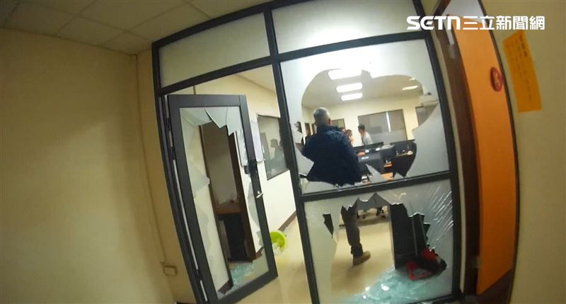 台中運動賽事博弈機房，成立賭博網站1年半，賭資金流高達4億餘元，不法獲利超過2000萬。（圖／翻攝畫面）