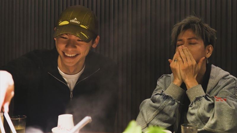 佐藤健合體許光漢！男神同框嗑台味火鍋