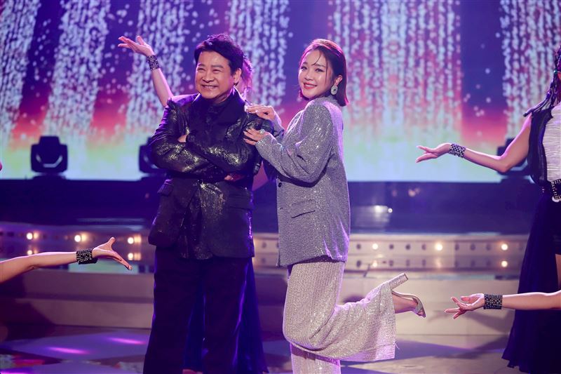 楊慶煌同台賴慧如。（圖／民視提供）