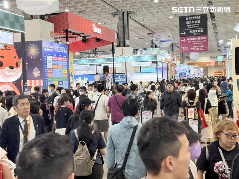 台北旅展現場人潮。（圖／記者李育道攝影）