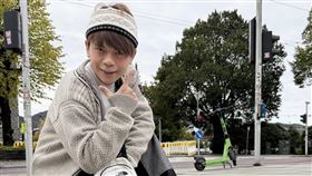 蔡阿嘎遭到前員工蘿拉利用AB合約詐財千萬。（圖／翻攝自IG）