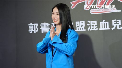 郭書瑤告管委會！被問進度雙手合十吐4字